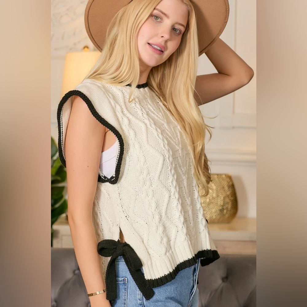 Cream Knit Sleeveless Top with Black Trim